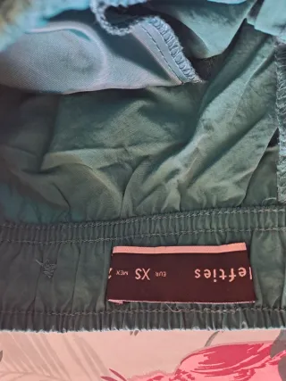 Pantalón paracaídas verde 