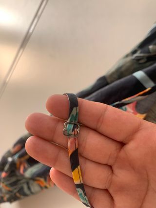 Mono estampado tropical midi