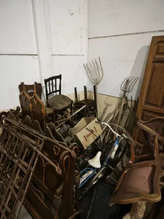 Liquidación Almacén Antigüedades