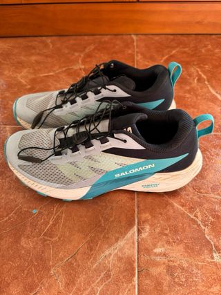 Zapatillas Trail Running Gris y Turquesa