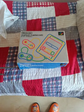 Super Famicom (con caja y manuales)