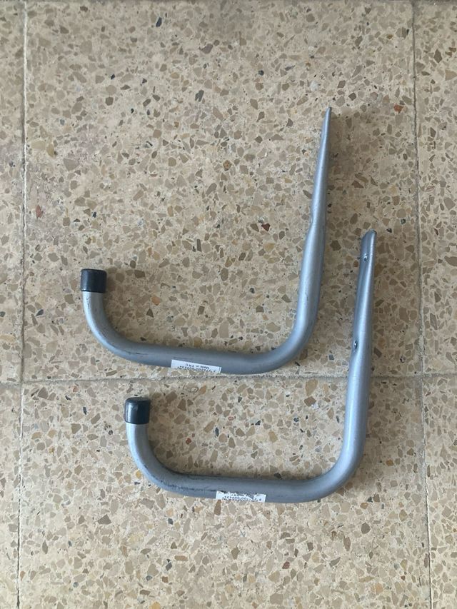 Ganchos metálicos para colgar