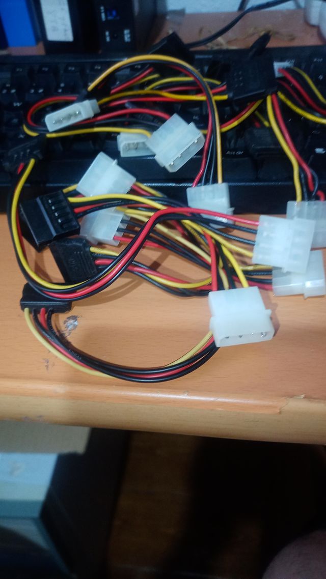 Lote 12 Adaptadores Molex IDE a SATA