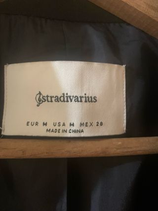 Chaqueta Stradivarius Negra Talla M
