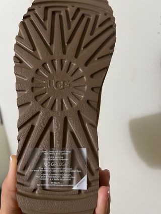 Botas UGG Marrones con Lazo
