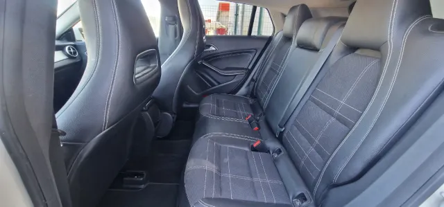 Mercedes-Benz Clase CLA 2016