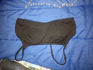 Bikini tiro alto con cadena plateada