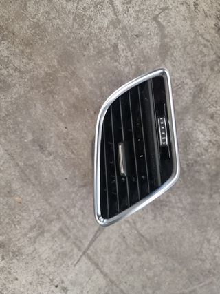 Aireador delantero derecho Audi Q3