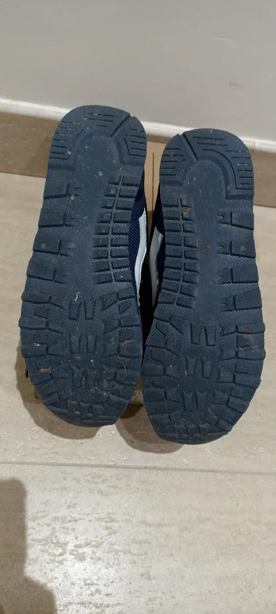 Zapatillas niño azul y blanco