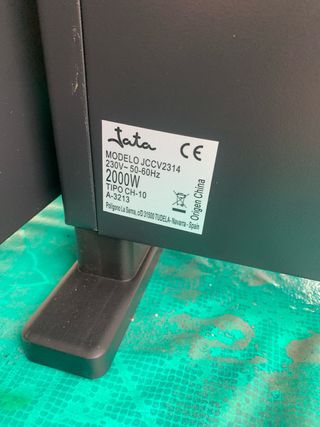 Calefactor Jata Eléctrico Negro
