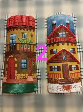 2 Tejas Decoradas Artesanalmente