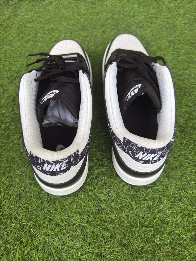 Nike Dunk Low “Black Paisley”