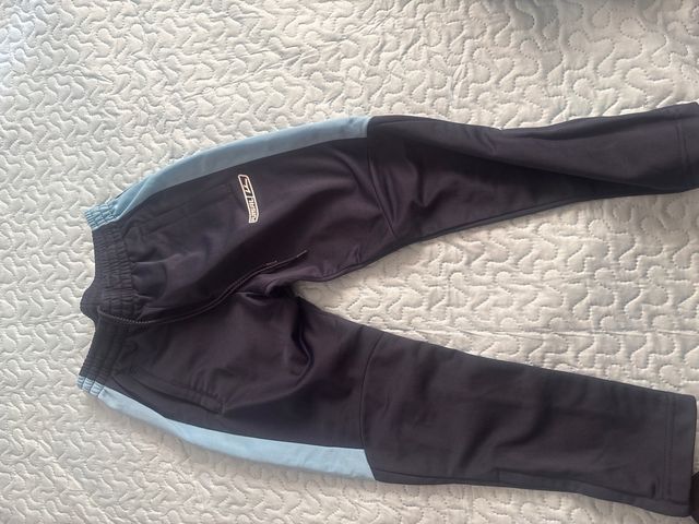 Lote Ropa Fútbol y Baloncesto Talla 6-7 años