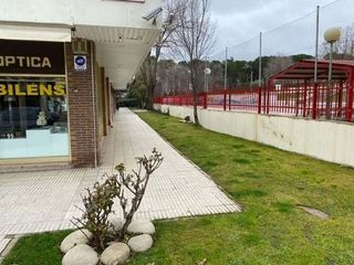 Local comercial en alquiler en Zona Carretera del Plantío en Majadahonda