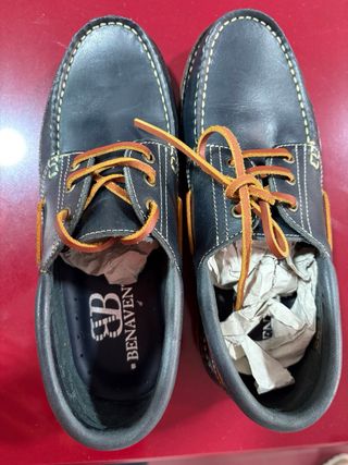 Zapato náutico piel azul marino