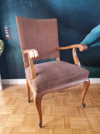 Butaca sillón tela y madera