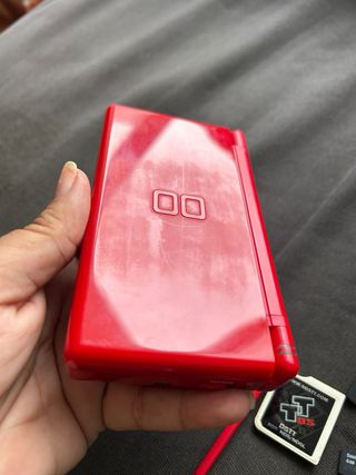 Nintendo DS Lite Roja + Accesorios