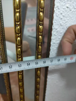 Espejo decorativo dorado y transparente