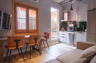 Estudio en alquiler en La Nova Esquerra de l'Eixample en Barcelona