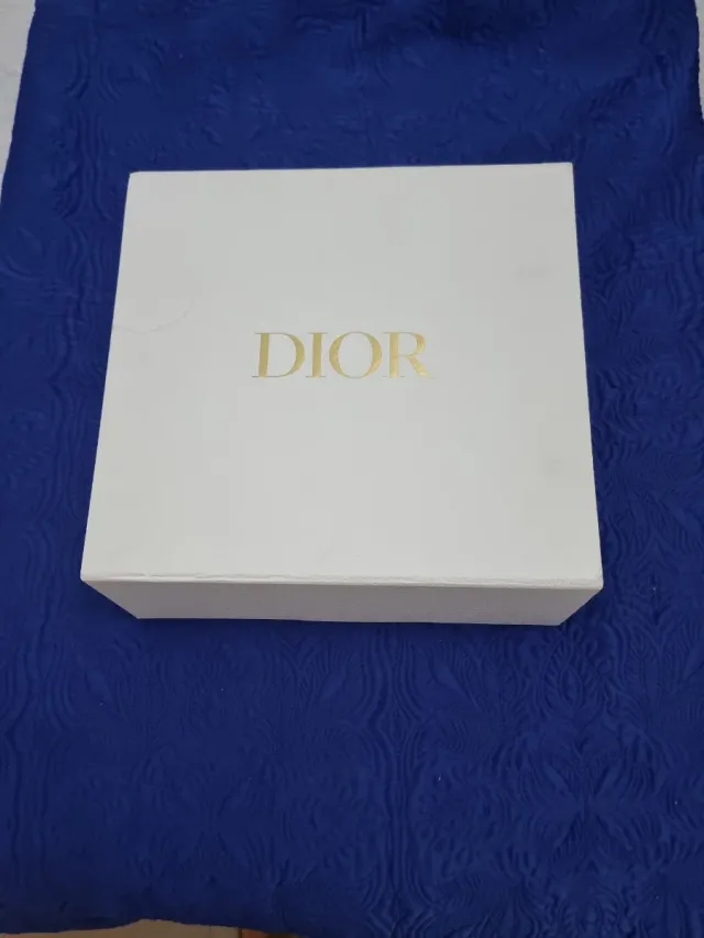 Caja Dior Blanca