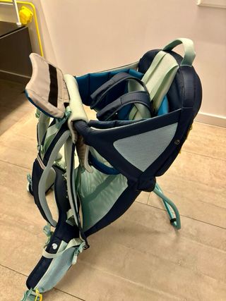 Mochila Portabebés con Capota