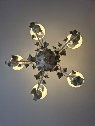 Lampada da soffitto e 2 comodini