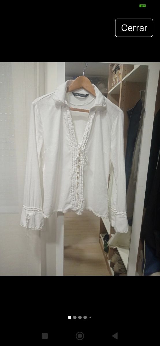Zara. Abotonada en madera. Lino