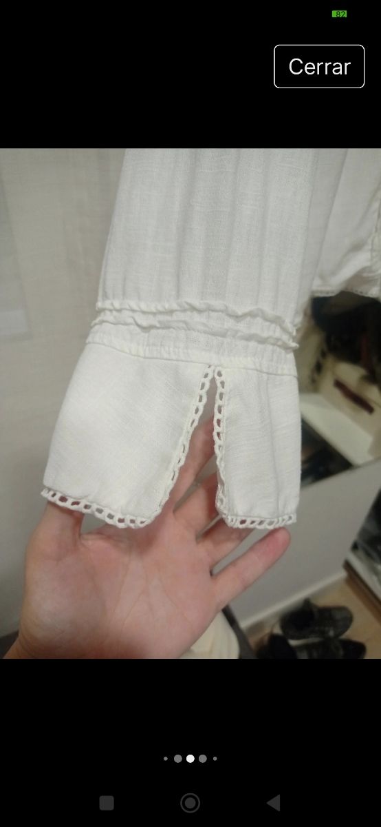 Zara. Abotonada en madera. Lino