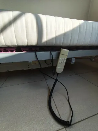 Cama Articulada Metal y Madera