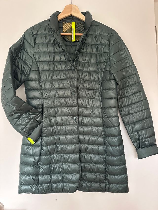 Abrigo acolchado verde Dr. Bloom