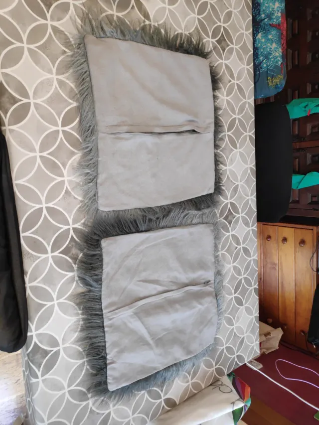 Lote 2 fundas de cojines pelo gris 40x40cm aprox