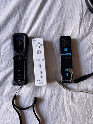 Nintendo Wii Negra con Accesorios