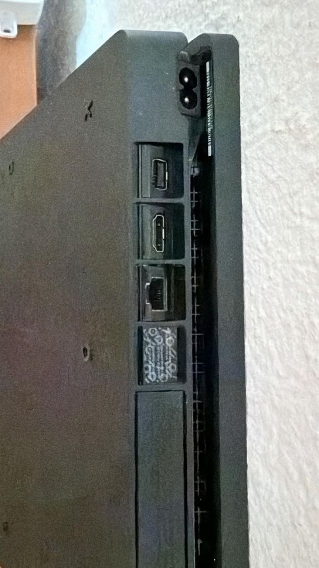 PS4 (PlayStation 4) per pezzi di ricambio