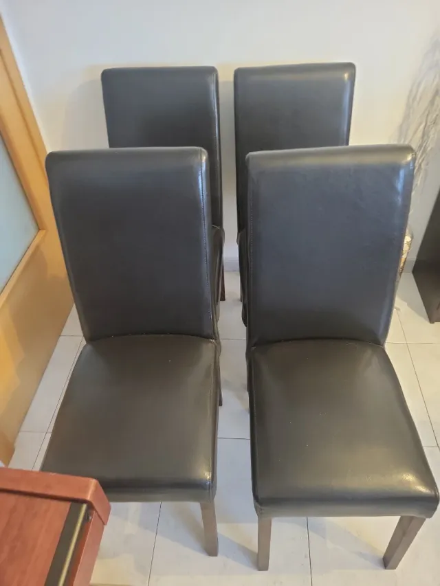Juego de 4 sillas de comedor de poli piel