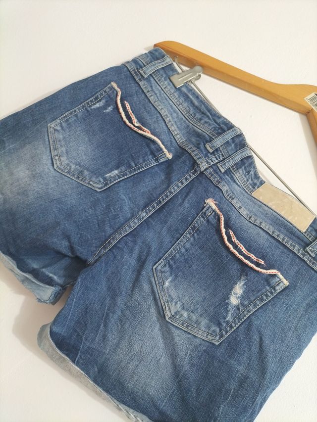 Shorts vaqueros desgastados mujer