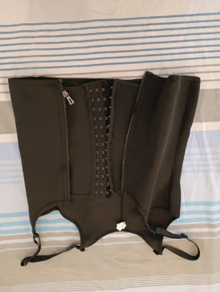 Faja reductora negra con tirantes talla M