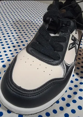 Zapatillas Kelme Niña Talla 36 Nuevas