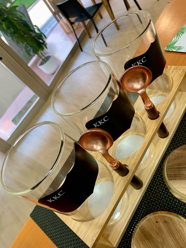 3 Tarros Cristal con Tapa y Soporte de madera