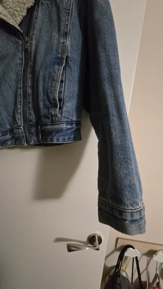 Cazadora vaquera Pull&Bear borreguito Talla M
