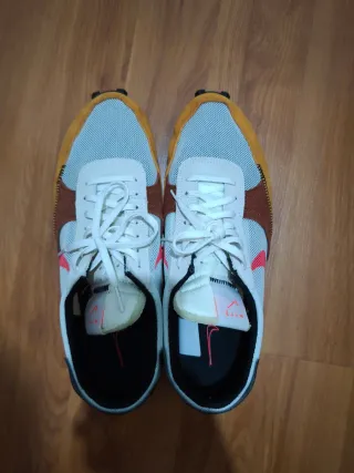 Nike Dbreak N.354 Marrón Rojo Blanco Amarillo 