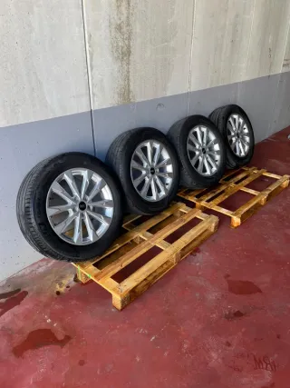 Llantas Audi Q3 cubierta inc 18"normal y Sportbac