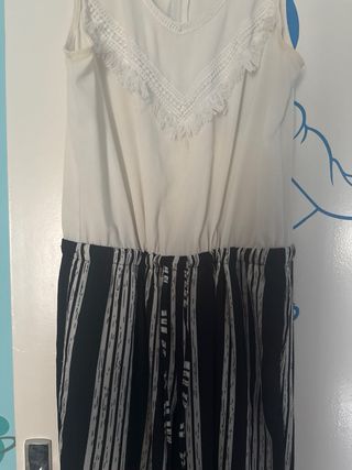 Mono de mujer rayas blanco y negro