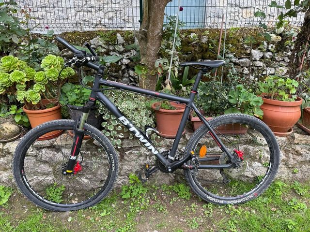 Bicicleta Btwin Rockrider 520