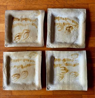 Set 4 Platos Cerámica Hechos a Mano