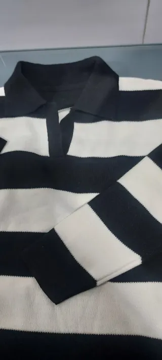 Jersey polo rayas blanco y negro