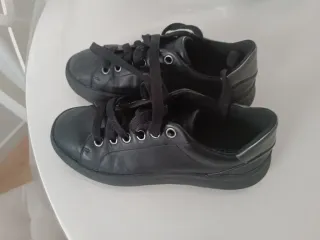 Zapatillas negras mujer
