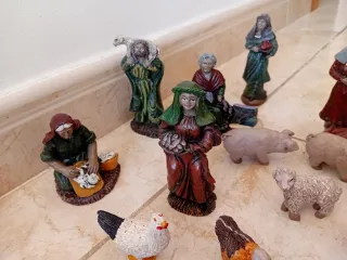 Pesebre figuras resina completo. Incluye 33 figura