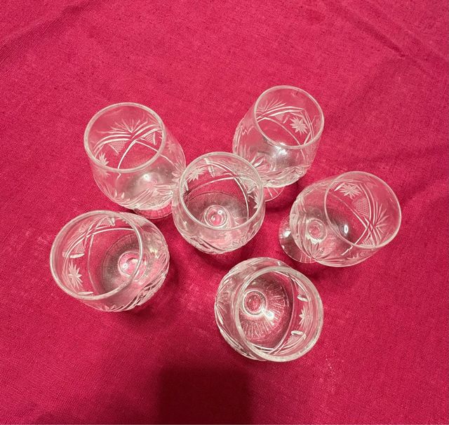 Servizio Bicchierini e Bottiglia di Cristall