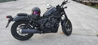 Honda Rebel 500 Negra 2019

