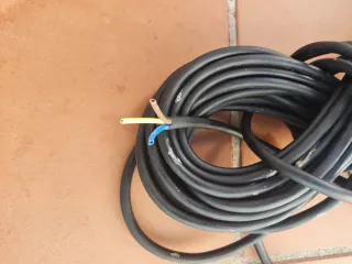 Cable Manguera Eléctrico Negro